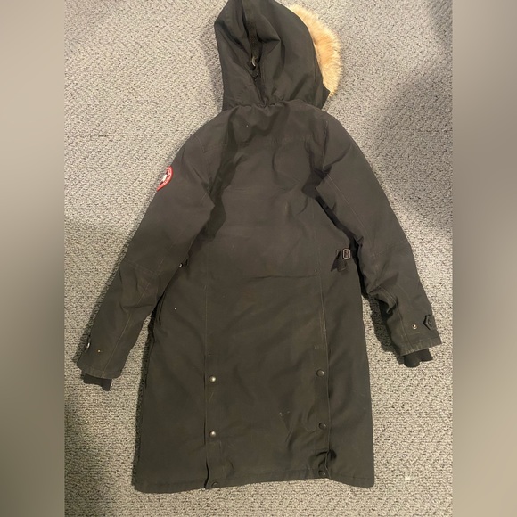 Womens Canada goose jacket - Picture 3 of 4